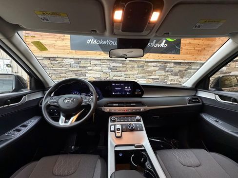Certified 2022 Hyundai Palisade SE image 16