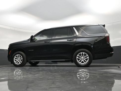 Used 2025 Chevrolet Tahoe LS RWD image 21