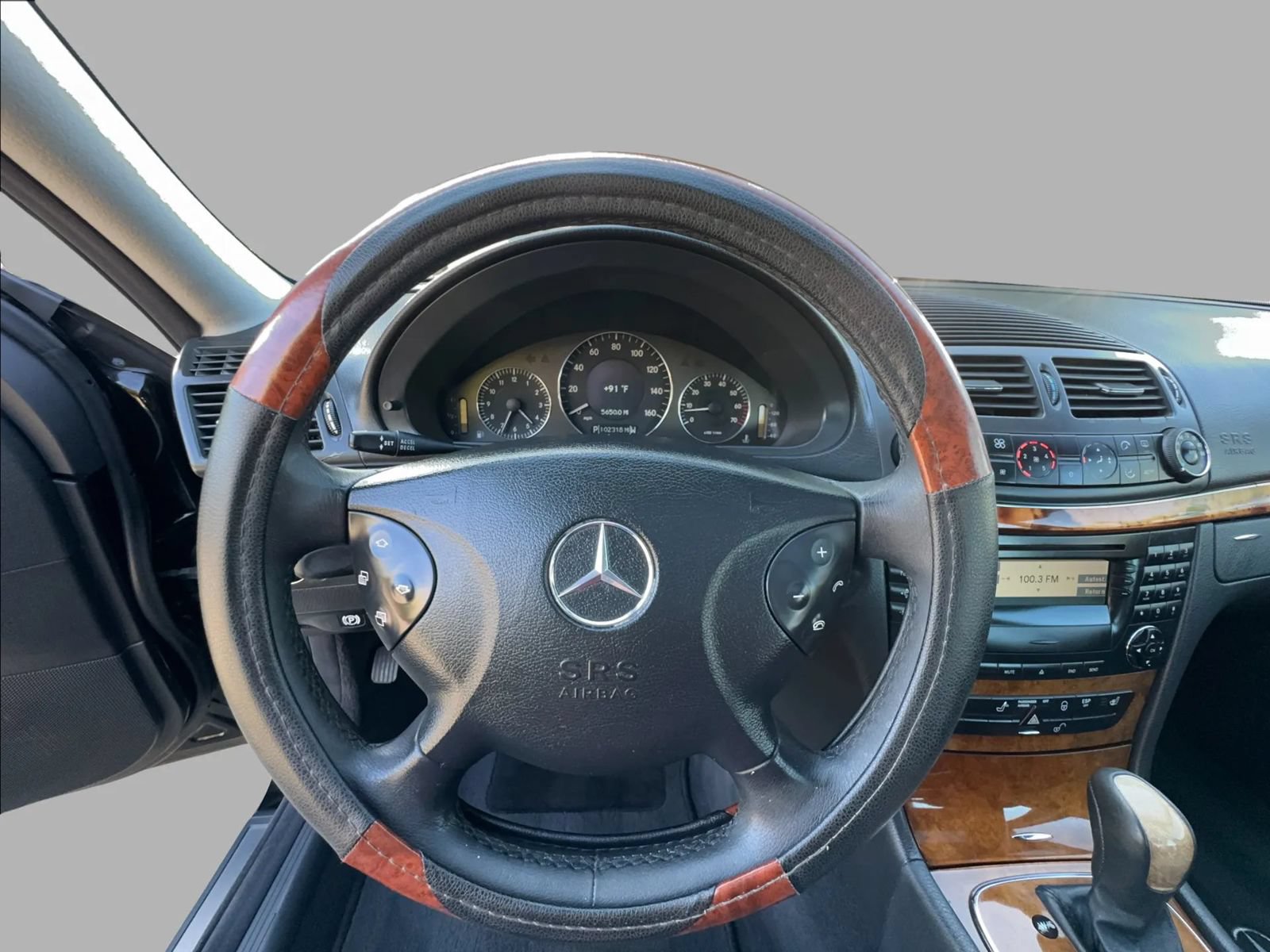 Used 2003 Mercedes-Benz E 320 Sedan image 24