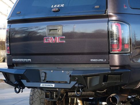 Used 2015 GMC Sierra 2500 Denali w/ Duramax Plus Package AWD/4WD image 25
