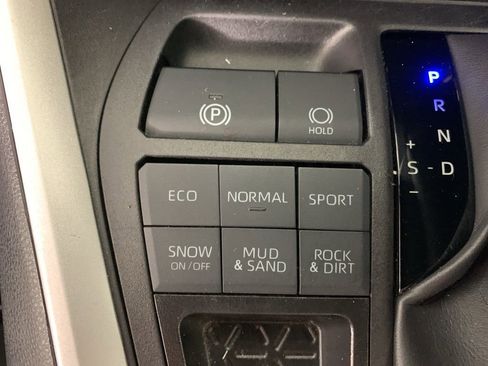 Used 2024 Toyota RAV4 LE image 26