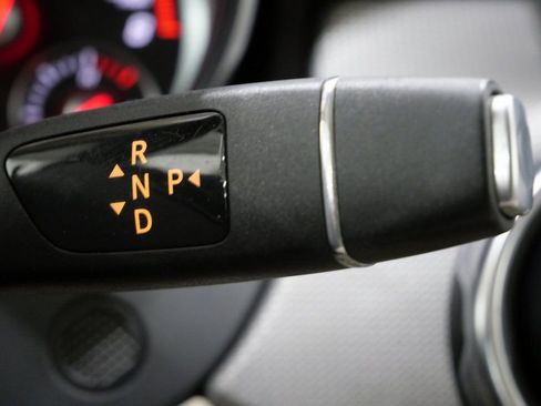 Used 2019 Mercedes-Benz GLA 250 image 24