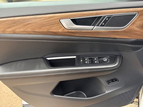 Used 2024 Volkswagen Atlas SE image 13