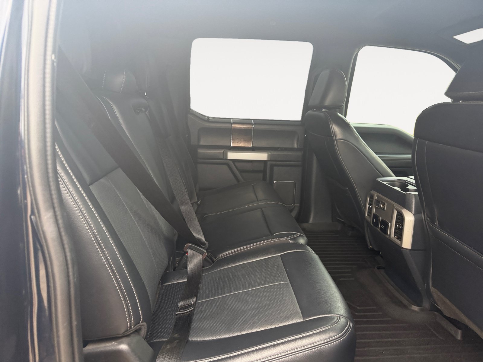 Used 2022 Ford F250 Lariat w/ Lariat Ultimate Package AWD/4WD image 13