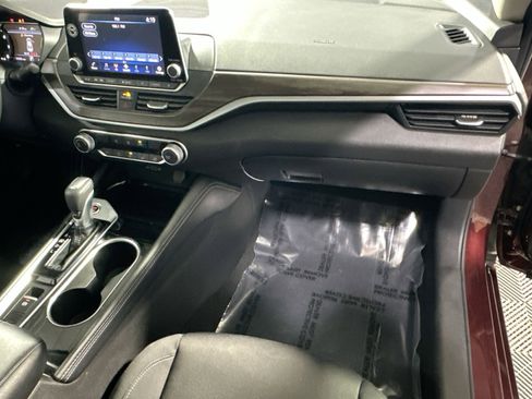 Used 2023 Nissan Altima 2.5 SV image 32