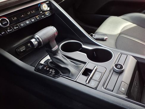 Used 2023 Kia K5 GT-Line image 11