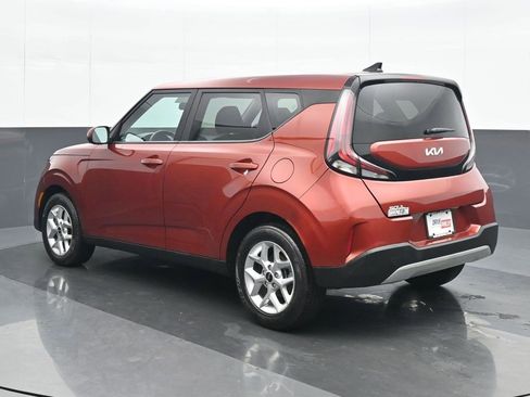 Used 2023 Kia Soul LX w/ Option Group 015 image 4