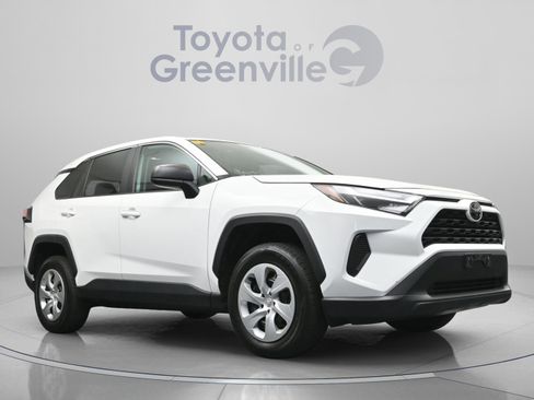 Used 2024 Toyota RAV4 LE image 20