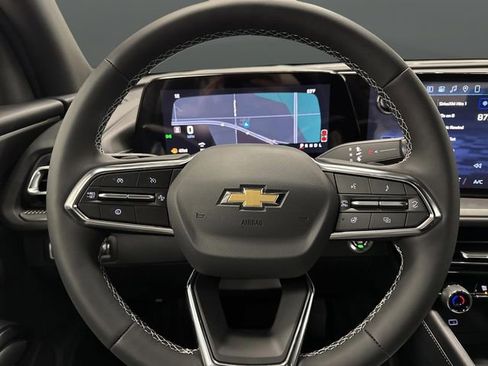 New 2026 Chevrolet Traverse LT w/ Driver Confidence Package image 17