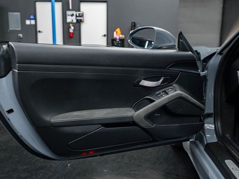 Used 2023 Porsche 718 Cayman GT4 RWD image 38
