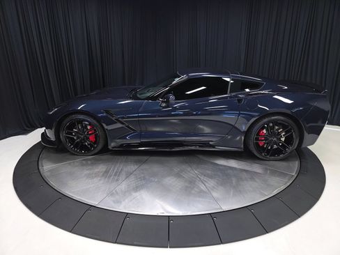 Used 2016 Chevrolet Corvette Stingray Coupe w/ 2LT Preferred Equipment Group RWD image 10