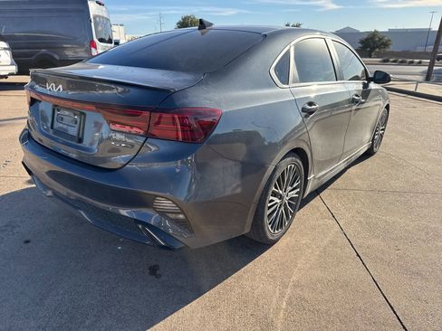 Used 2023 Kia Forte GT-Line w/ GT-Line Premium Package image 7