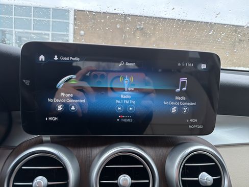 Used 2022 Mercedes-Benz GLC 300 4MATIC image 21