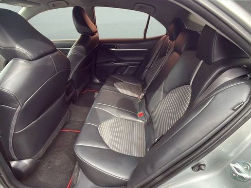 Used 2022 Toyota Camry SE w/ TRD Appearance Package (TMS) FWD image 20
