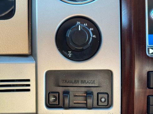 Used 2012 Ford F150 King Ranch w/ Off Road Pkg image 41