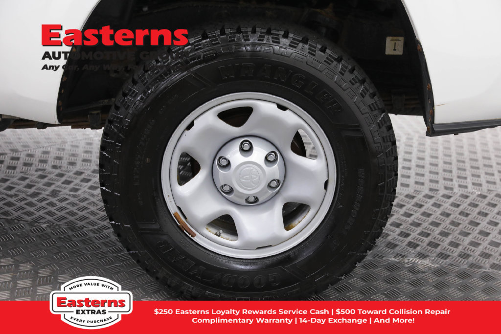 Used 2020 Toyota Tacoma SR RWD image 31