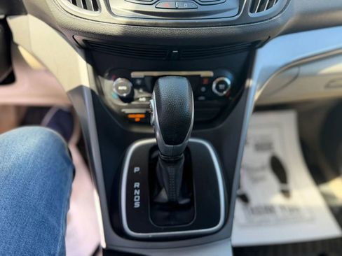 Used 2013 Ford Escape SE FWD image 15