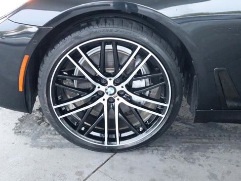 Used 2017 BMW 740i RWD image 12