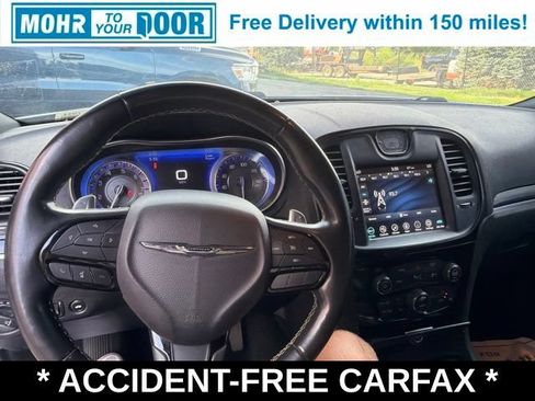 Used 2021 Chrysler 300 S RWD image 33