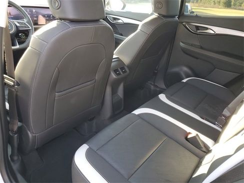 Used 2025 Buick Envision Sport Touring image 22