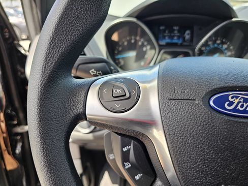 Used 2016 Ford Escape SE w/ SE Chrome Package FWD image 22