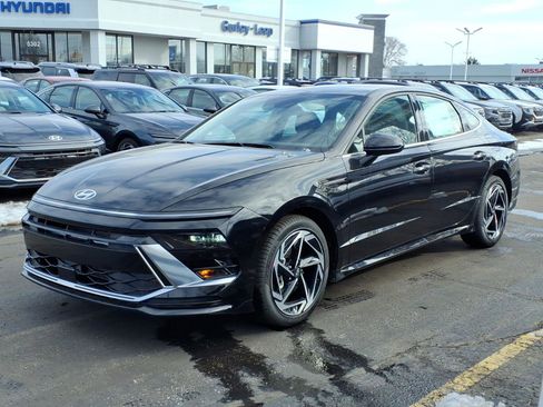 New 2026 Hyundai Sonata SEL image 3