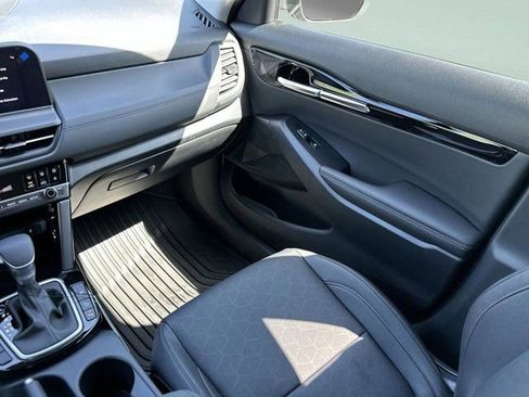New 2026 Kia Seltos EX FWD image 13