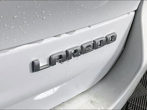 New 2026 Jeep Grand Cherokee L Laredo AWD/4WD image 10