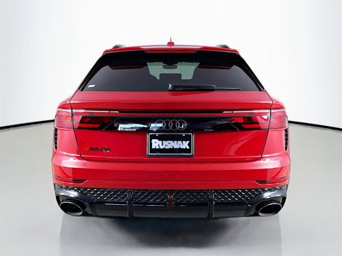 New 2025 Audi RS Q8 performance image 6