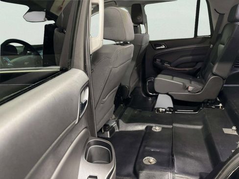 Used 2019 Chevrolet Tahoe 4WD image 14
