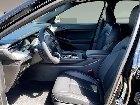 New 2026 Jeep Cherokee Limited image 23