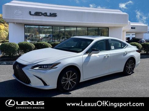 New 2025 Lexus ES 300h w/ Premium Package image 1