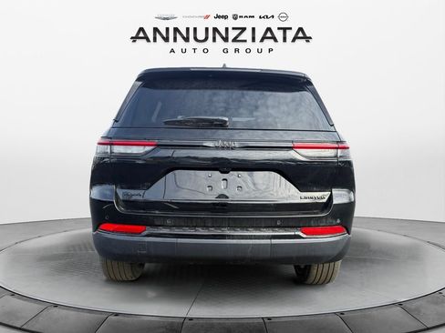 New 2025 Jeep Grand Cherokee Limited w/ Black Appearance Package image 4