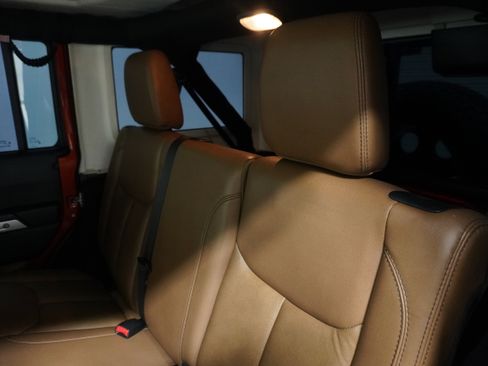 Used 2014 Jeep Wrangler Unlimited Sahara w/ Max Tow Package image 14