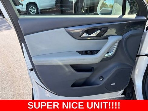 Used 2020 Chevrolet Blazer LT w/ Sound & Technology Package AWD/4WD image 12