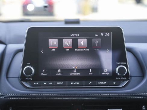Used 2021 Nissan Rogue SV AWD/4WD image 14