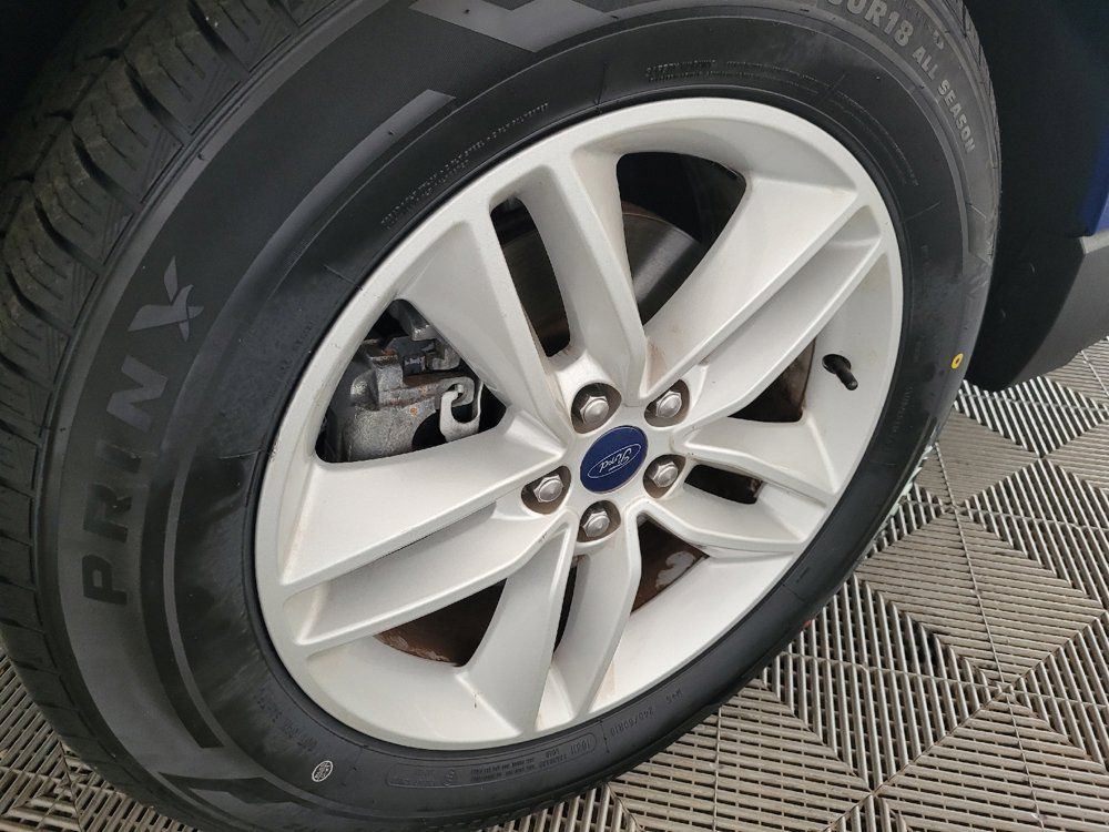 Used 2018 Ford Edge SEL w/ Cargo Accessory Package FWD image 31