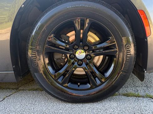 Used 2019 Dodge Charger SXT RWD image 30