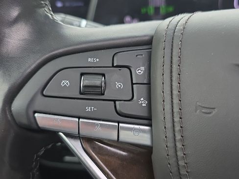 Used 2024 Cadillac Escalade ESV Sport Platinum AWD/4WD image 42