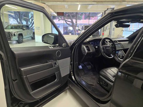 Used 2021 Land Rover Range Rover Sport SE image 22