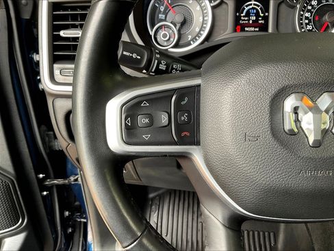 Used 2022 RAM 1500 Big Horn AWD/4WD image 12