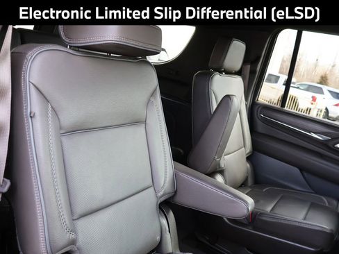 Used 2024 GMC Yukon XL Denali w/ Max Trailering Package image 15