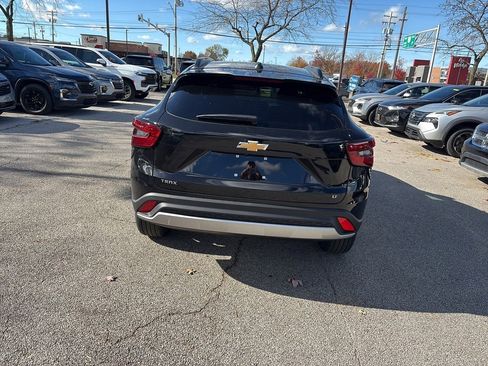 New 2026 Chevrolet Trax LT image 5
