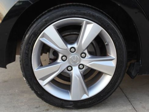 Used 2013 Acura ILX 2.0L image 9