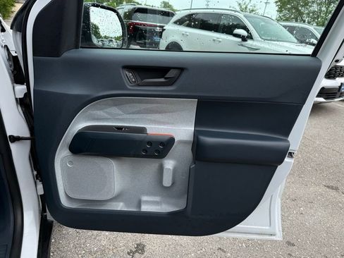Used 2024 Ford Maverick XLT FWD image 19