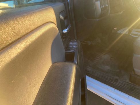 Used 2016 Chevrolet Silverado 3500 W/T image 8