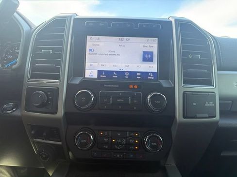 Used 2021 Ford F450 Lariat w/ Lariat Ultimate Package AWD/4WD image 44