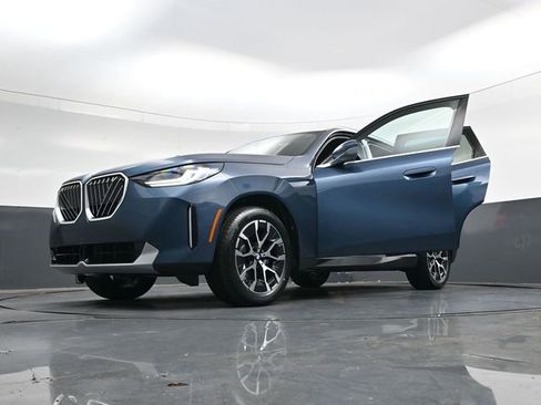 New 2026 BMW X3 xDrive30 w/ Convenience Package image 41