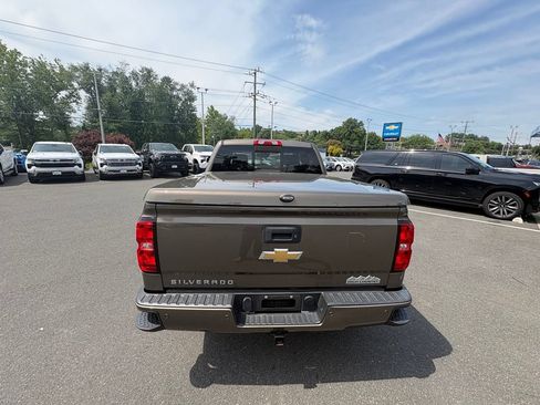 Used 2015 Chevrolet Silverado 1500 High Country w/ High Country Premium Package AWD/4WD image 7