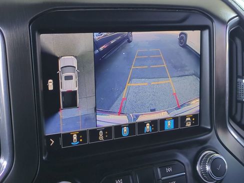 Certified 2021 GMC Sierra 1500 AT4 w/ AT4 Premium Package image 17